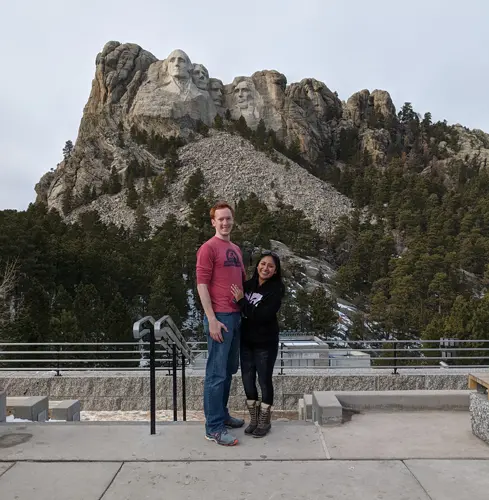 Minerva and Samuel view Mount Rushmore