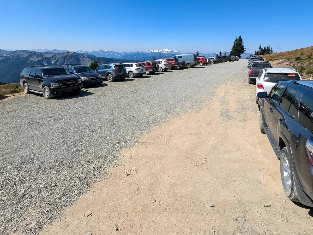 Obstruction Point Trailhead Parking Lot