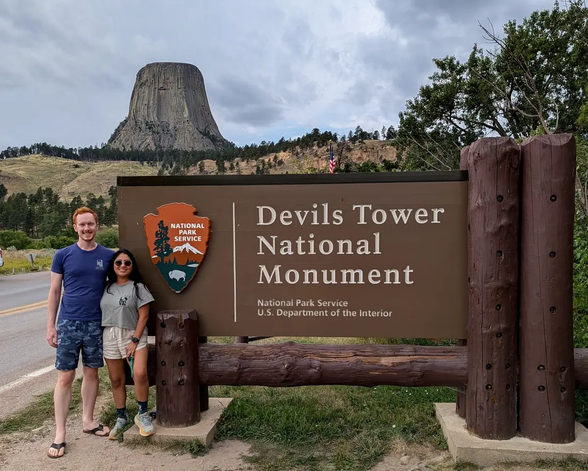 Minerva And Sam Devils Tower National Monument Is Devils Tower National Monument Worth the Road Trip Stop?